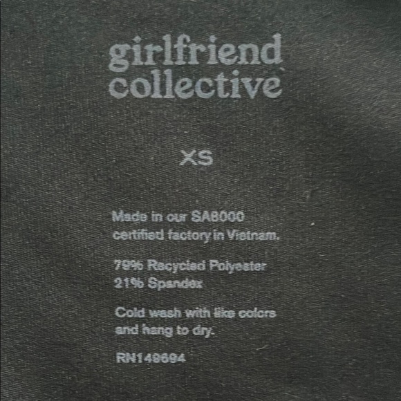 Girlfriend Collective XS Black Paloma Sports Bra - Picture 2 of 3